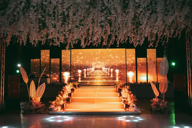 LED screens · Image 26