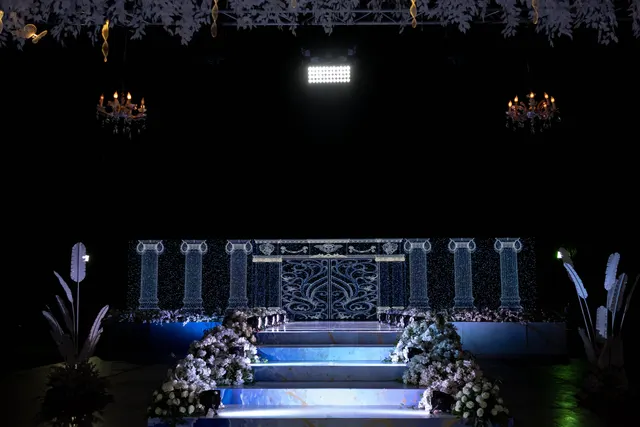 LED screens · Image 27